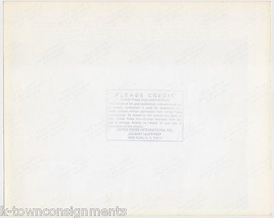 John Kennedy JFK Jr Le Club Friend Kicking at Paparazzi Vintage News Press Photo - K-townConsignments