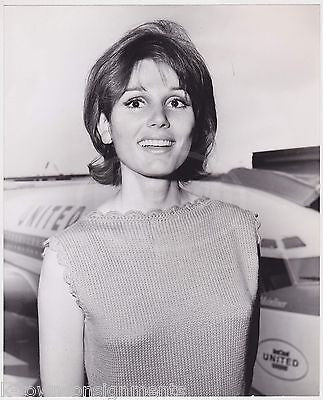 PAULA PRENTISS STEPFORD WIVES ACTRESS VINTAGE UNITED AIRLINES PROMO PRESS PHOTO - K-townConsignments