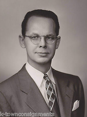 FABIAN BACHRACH ICONIC PRESIDENTIAL PHOTOGRAPHER VINTAGE 1940s SELF PHOTOGRAPH - K-townConsignments