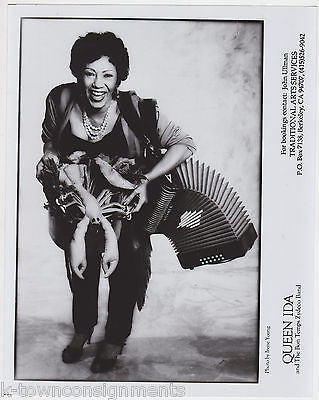 QUEEN IDA BON TEMPS ZYDECO BAND ACCORDION MUSICIAN VINTAGE STUDIO PROMO PHOTO - K-townConsignments