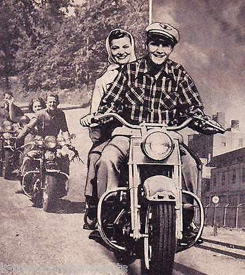 HARLEY DAVIDSON HYDRA-GLIDE MOTORCYCLE VINTAGE GRAPHIC ADVERTISING POSTER PRINT - K-townConsignments