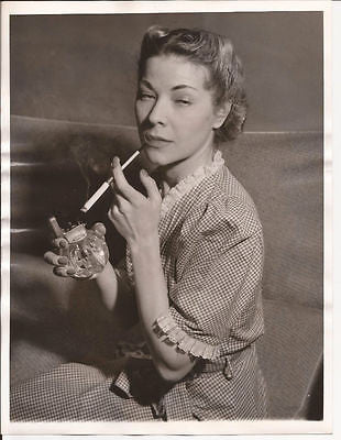 MERRY FAHRNEY PRESS PHOTO PATENT MEDICINE HEIRESS 1939 - K-townConsignments