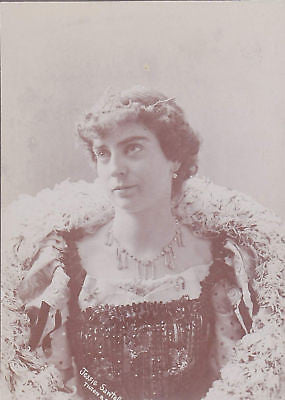EARLY AFFLUENT WOMAN FINE DRESS JEWELRY ANTIQUE PHOTO - K-townConsignments