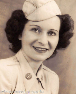 MILITARY WOMAN IN FULL UNIFORM VINTAGE WWII ARMY MILITARY PHOTOGRAPH - K-townConsignments