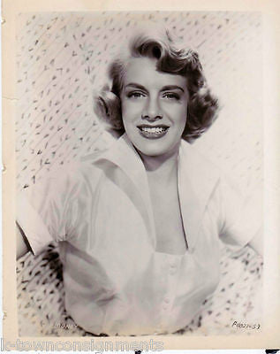 ROSEMARY CLOONEY WHITE CHRISTMAS BING CROSNY MOVIE ACTRESS VINTAGE STUDIO PHOTO - K-townConsignments