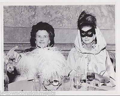 Rose Kennedy Masquerade Ball Rezzonico Palace Charity Vintage News Press Photo - K-townConsignments