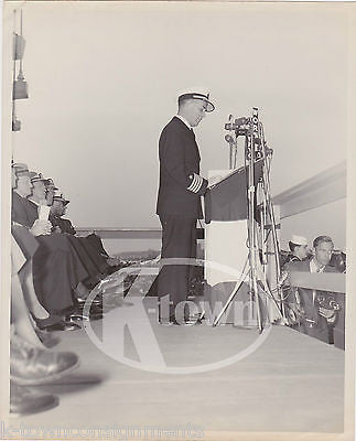 CAPT PERCY LYON USS ORISKANY CV34 US AIRCRAFT CARRIER RESTRICTED 8x10 PHOTO 1950 - K-townConsignments