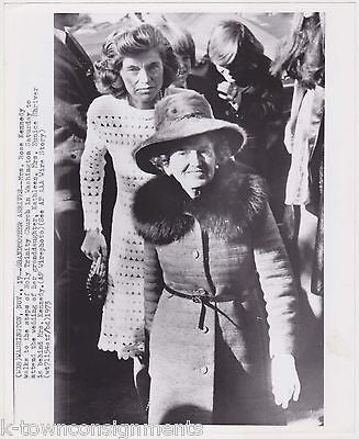 ROSE KENNEDY AT KATHLEEN KENNEDY WEDDING WASHINGTON DC VINTAGE NEWS PRESS PHOTO - K-townConsignments