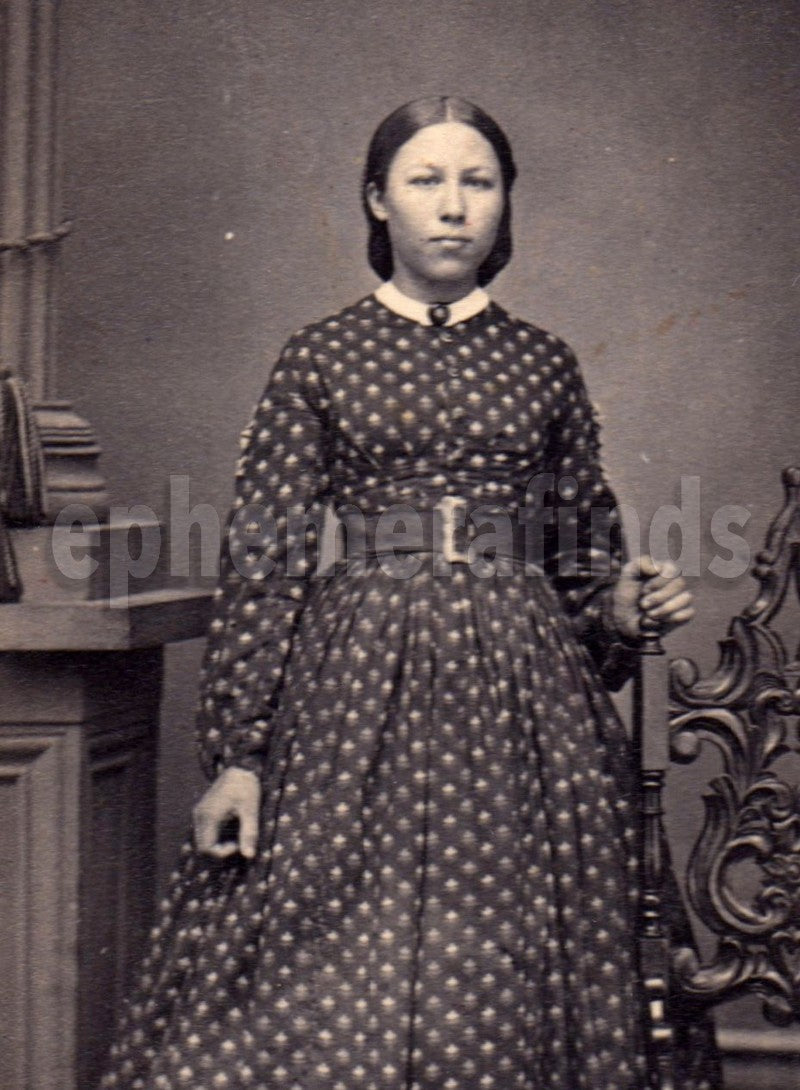 Lovely Strong Woman in Dress 2 Antique CDV Photos 2 Cent Bank Check Stamp