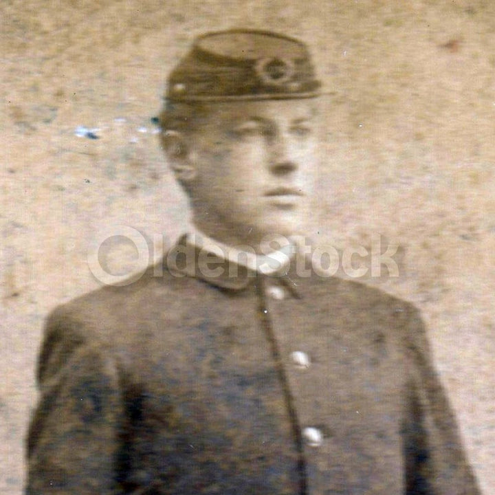 Madison Wisconsin Soldier in Uniform Antique Cabinet Card Photo by Carville