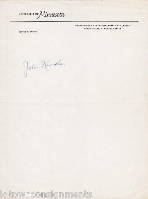 JOHN KUNDLA LAKERS BASKEBALL COACH ORIGINAL AUTOGRAPH SIGNATURE - K-townConsignments