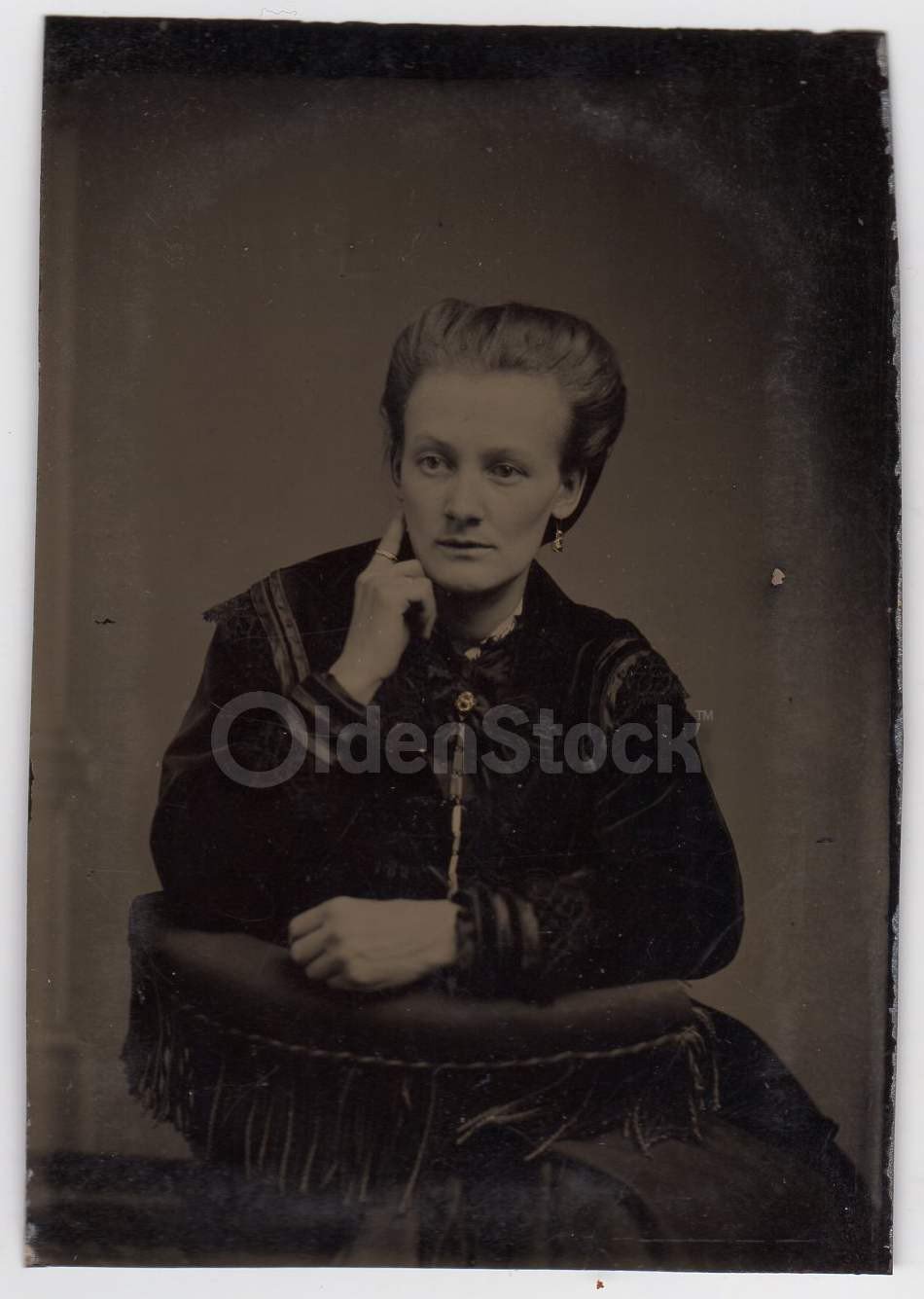 Lovely Young Victorian Woman with Gold Earrings Crisp Antique Tintype Photograph