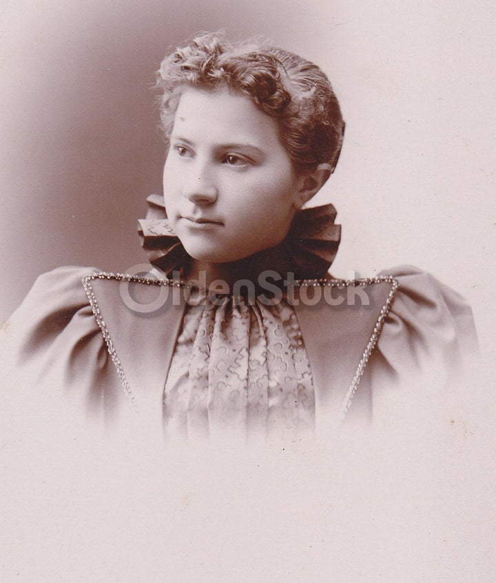 Young Massachusetts Woman in Unusual Fine Dress Antique Cabinet Photograph