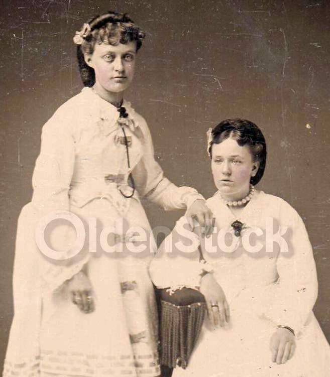 Young Victorian Women Girlfriends in White Dresses Crisp Antique Tintype Photograph