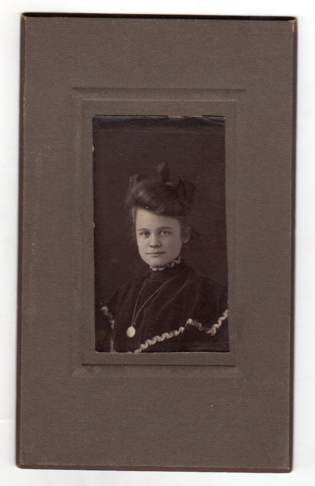Lovely Young Victorian Woman in Fine Dress & Necklace Antique Photo on Board