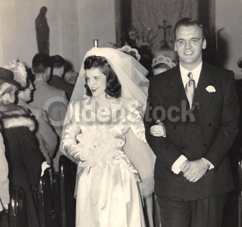 Lovely Young Bride & Groom Vintage 1950s Wedding Dress Photograph