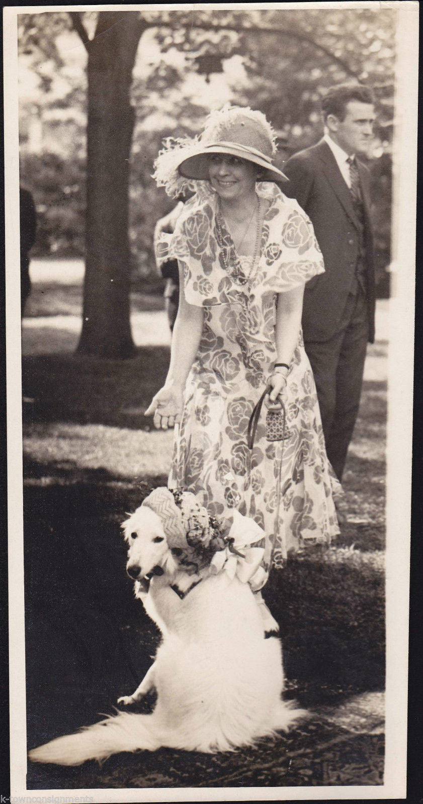 Grace Coolidge w/ Prudence Prim Presidential Dog Vintage 1920s News Press Photo - K-townConsignments