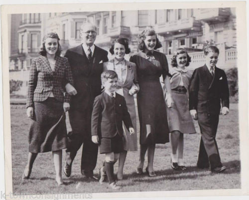 TED & JOHN F KENNEDY BROTHERS FAMILY PHOTO VINTAGE 1930s PRESS PHOTO - K-townConsignments