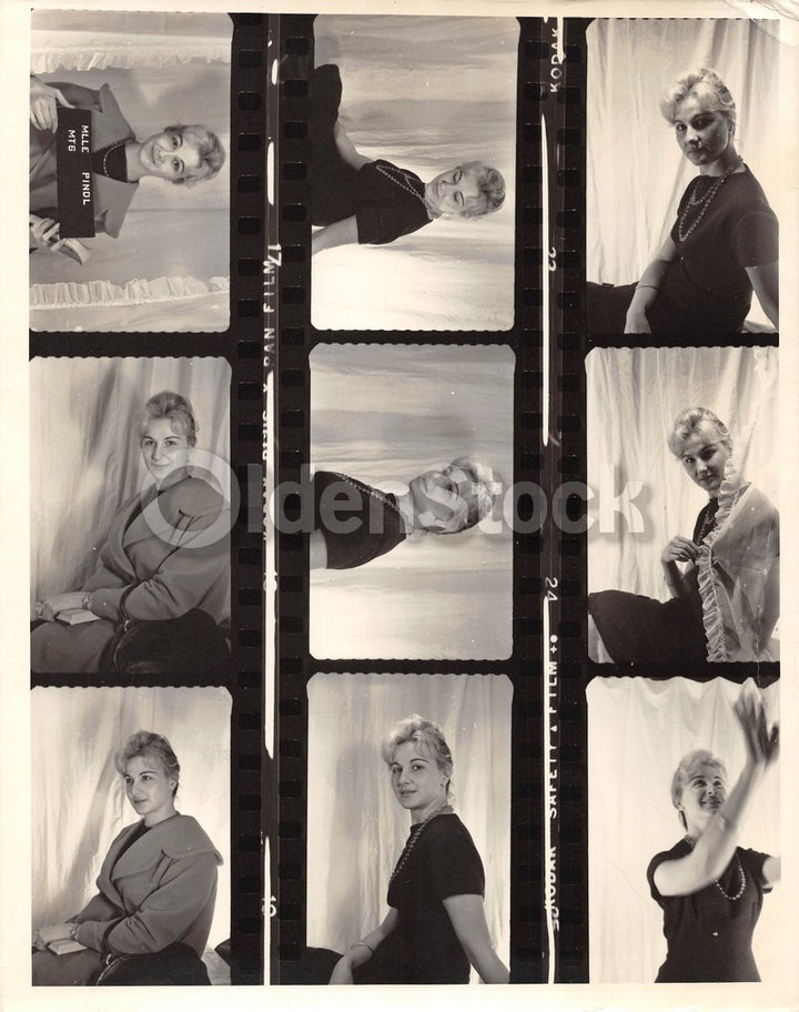 Blonde Amateur Fashion Model Posing Fun Vintage 1960s Photoshoot 8x10 Photo