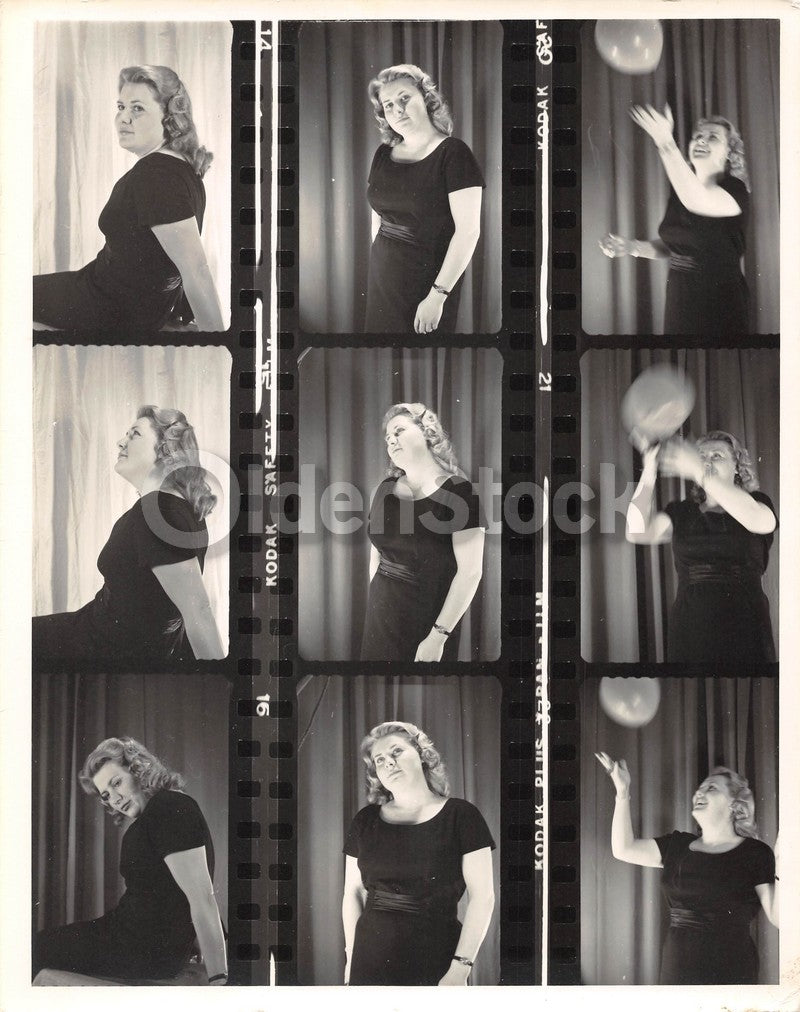 Plus Size Amateur Fashion Model Balloon Fun Vintage 1960s Photoshoot 8x10 Photo