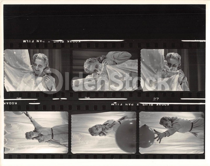 Plus Size Amateur Fashion Model Coy Poses Vintage 1960s Photoshoot 8x10 Photo