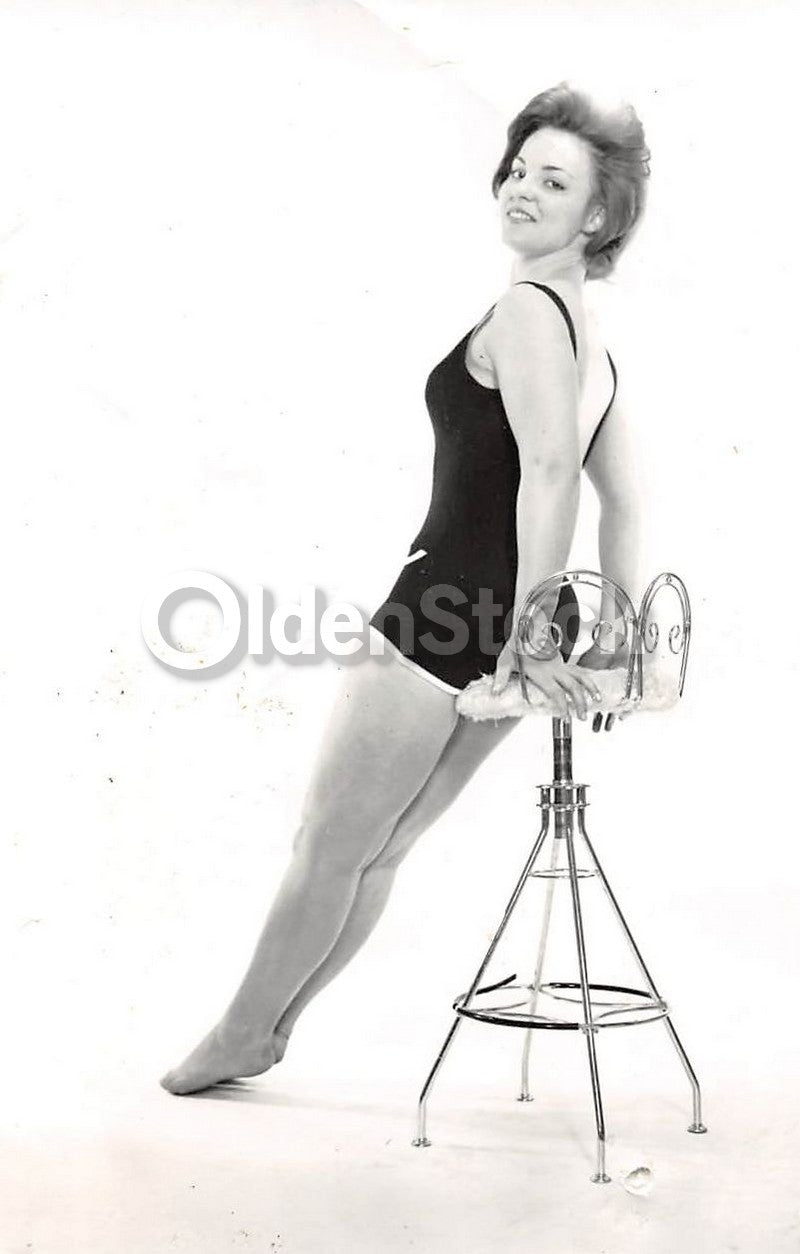 Amateur Fashion Model 1960s Pin-up Swimsuit Vintage Photoshoot 8x10 Photo