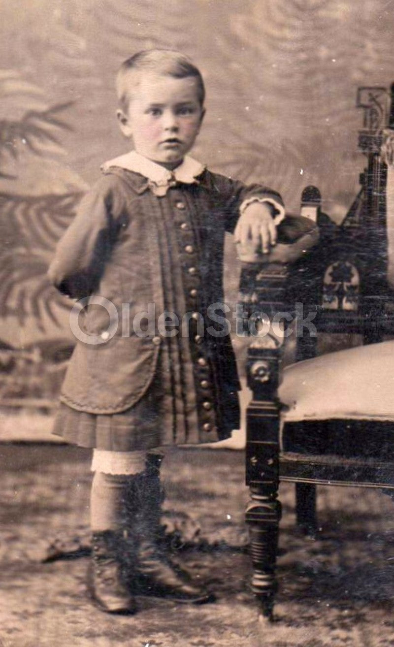 Arthur B. Knapp Cute Little Boy Toledo Iowa Antique Tintype & CDV Photos lot