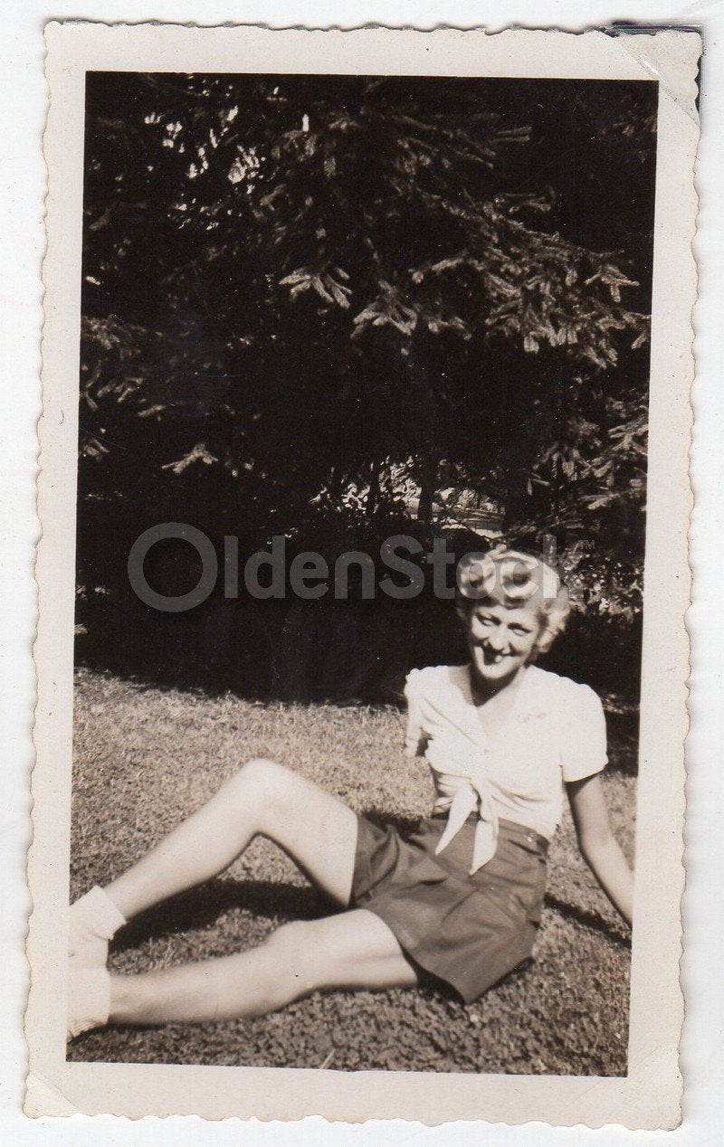 Lovely Young Lady in a Short Skirt & Knot Top Vintage 1940s Americana Snapshot Photo